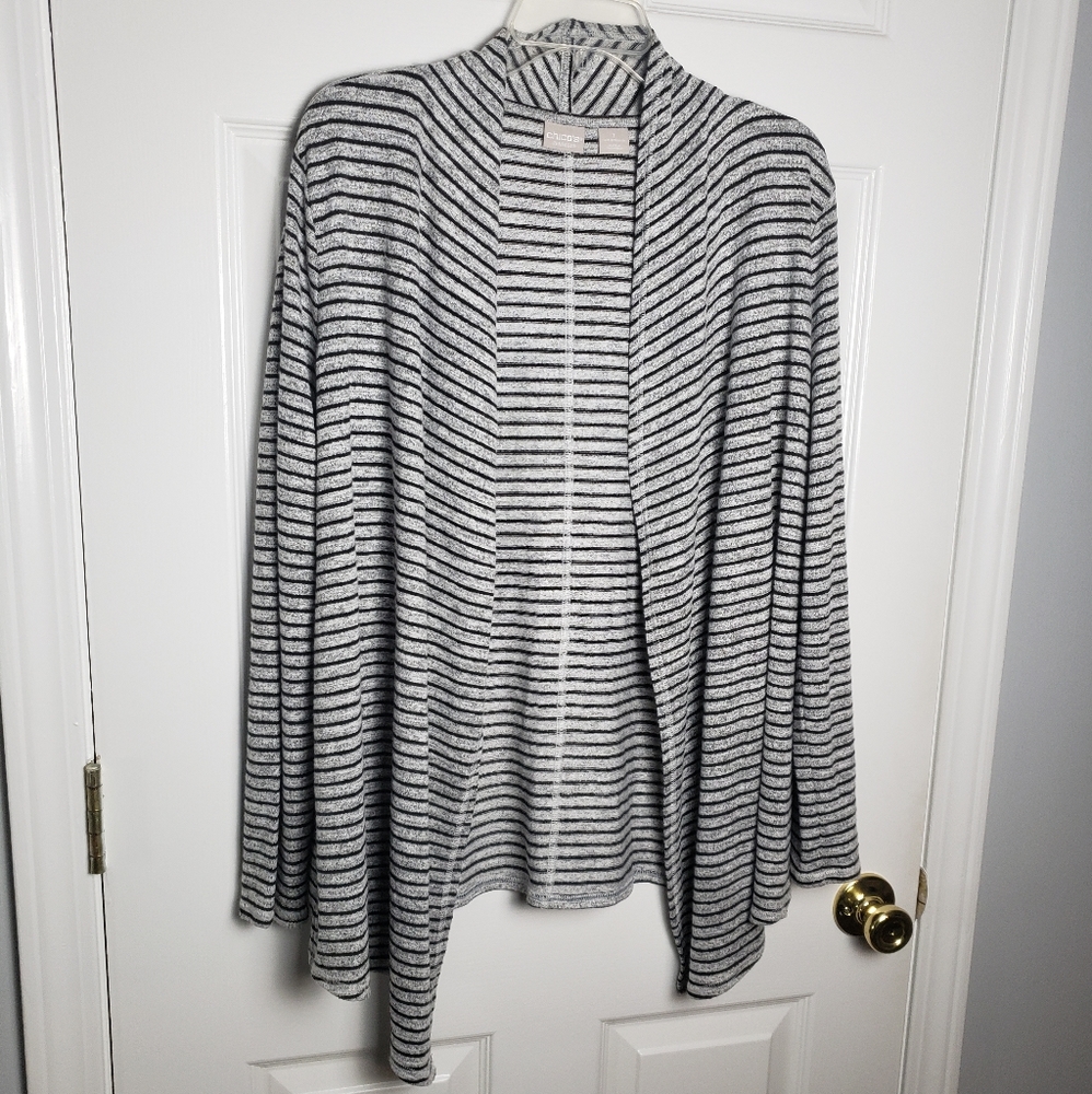 Chicos Zenergy Womens Gray & Black Striped Open Front Cardigan